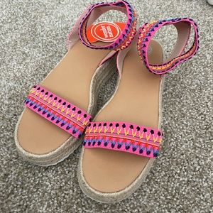 Girls wedge sandals size 5 colorful